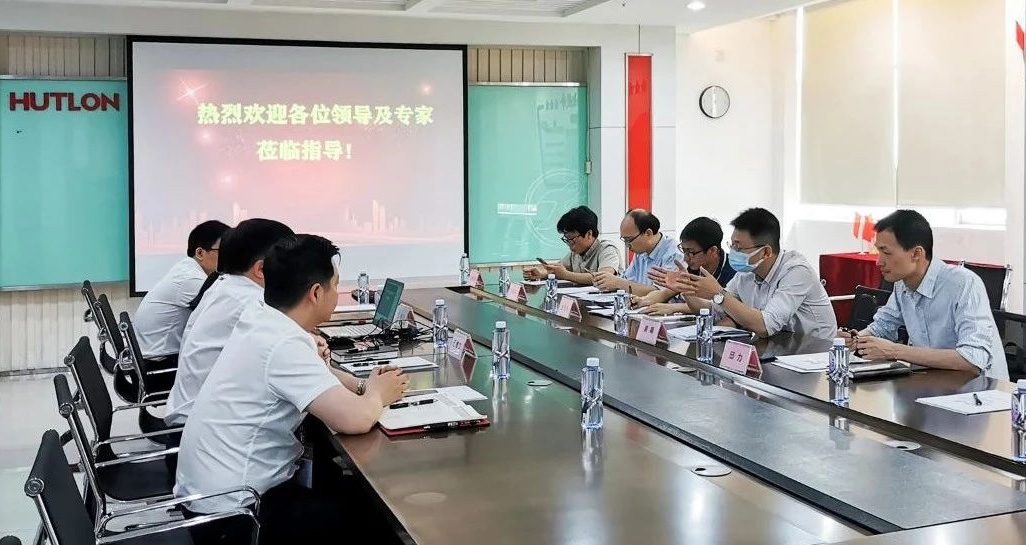 市場(chǎng)監(jiān)督管理局領(lǐng)導(dǎo)及專(zhuān)家來(lái)匯泰龍開(kāi)展項(xiàng)目檢查指導(dǎo)工作！